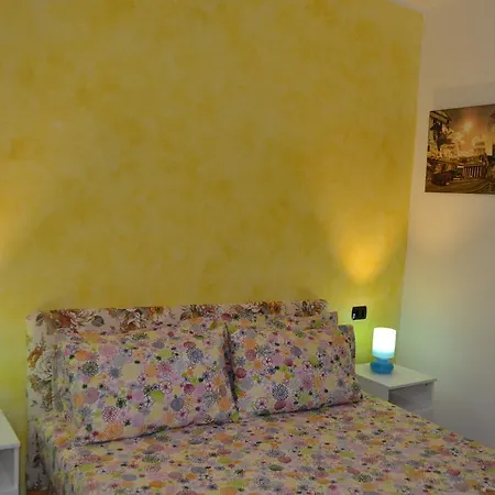 Bed & Breakfast Garden House