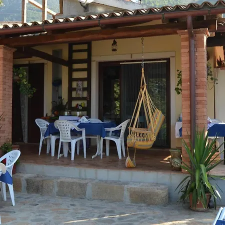 Bed & Breakfast Garden House 3*