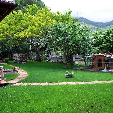 فندق مبيت وإفطار Garden House ماراتييا