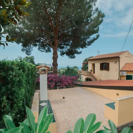 Garden House 3*